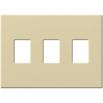 VWP-3-WH Vareo, 3-Gang Wallplate in White, matte finish