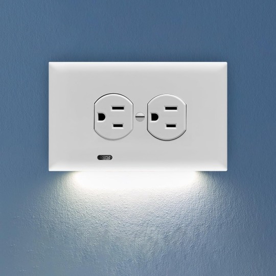 GuideLight 2 PLUS - LED Bright/Dim/Off Light Sensor Night Light - Electrical Outlet Wall Cover Plate For Horizontal Duplex Outlets - White (3 Pack)